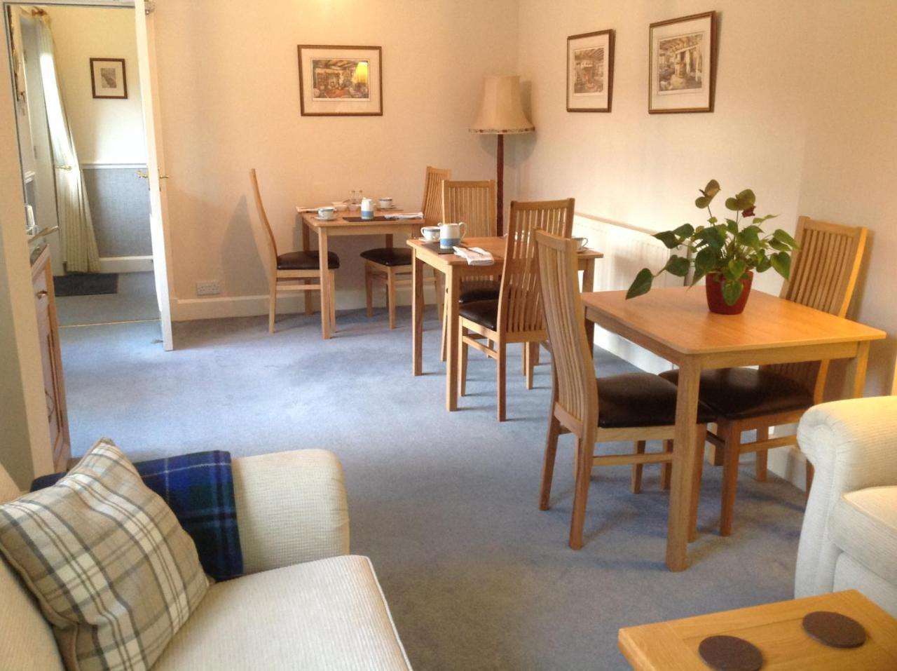 אולברסטון Lyndhurst Guest House מראה חיצוני תמונה